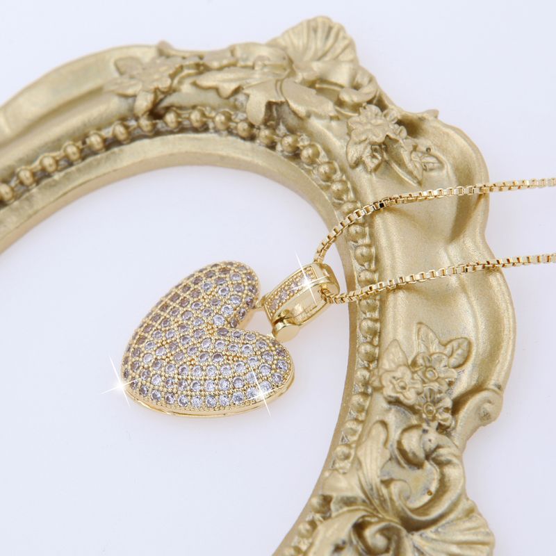Wholesale Elegant Lady Heart Shape Copper Inlay 18K Gold Plated White Gold Plated Zircon Pendant Necklace