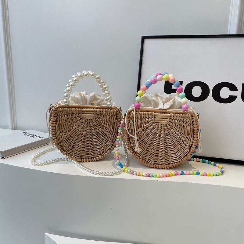 Women's Medium Straw Solid Color Vacation Beach Beading Weave String Straw Bag