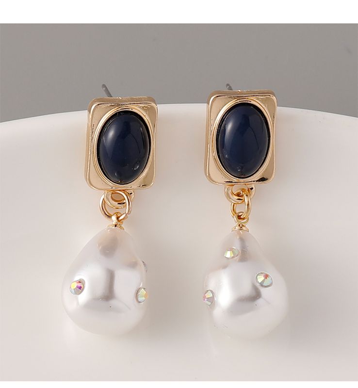 1 Pair Casual Vintage Style Geometric Inlay Artificial Pearl Zinc Alloy Glass Ear Studs