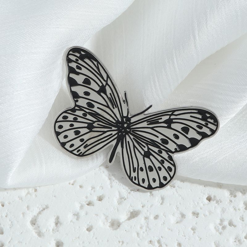 Glam Cute Funny Butterfly Alloy Women's Brooches 1 Piece