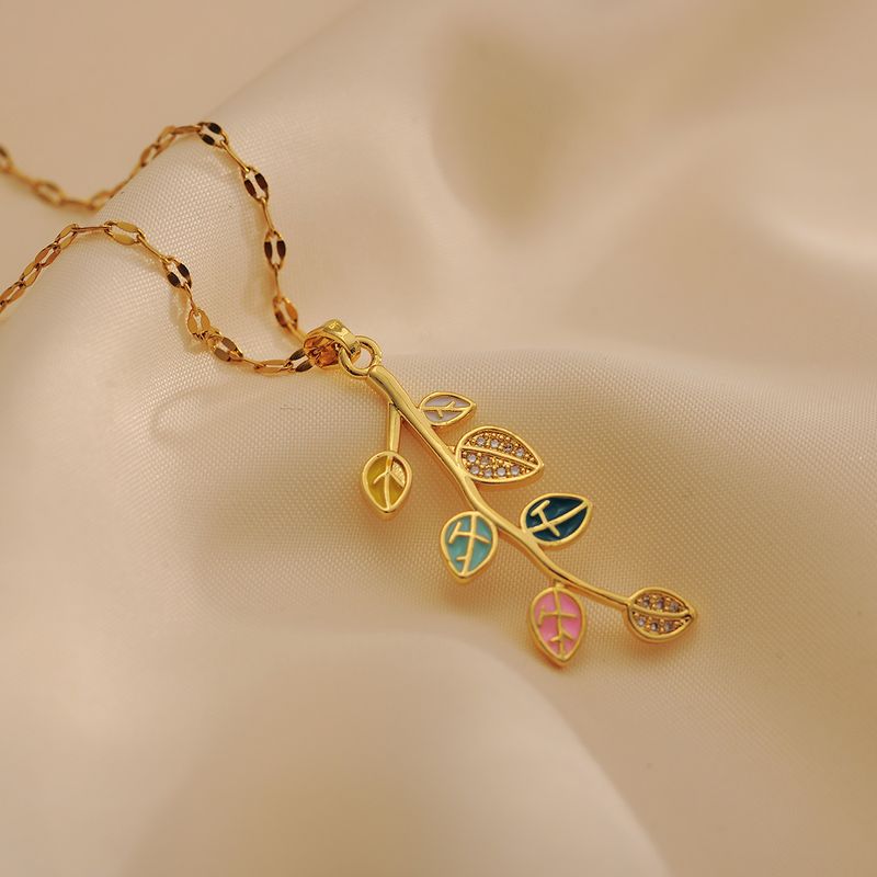 Wholesale Casual Simple Style Leaves Titanium Steel Copper Enamel Inlay 18K Gold Plated Zircon Pendant Necklace
