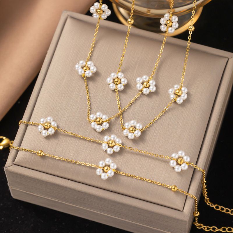 Titanium Steel Simple Style Classic Style Inlay Flower Pearl Bracelets Necklace