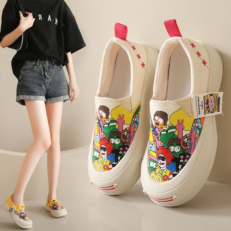 Women's Casual Sports Cartoon Round Toe Canvas Shoes