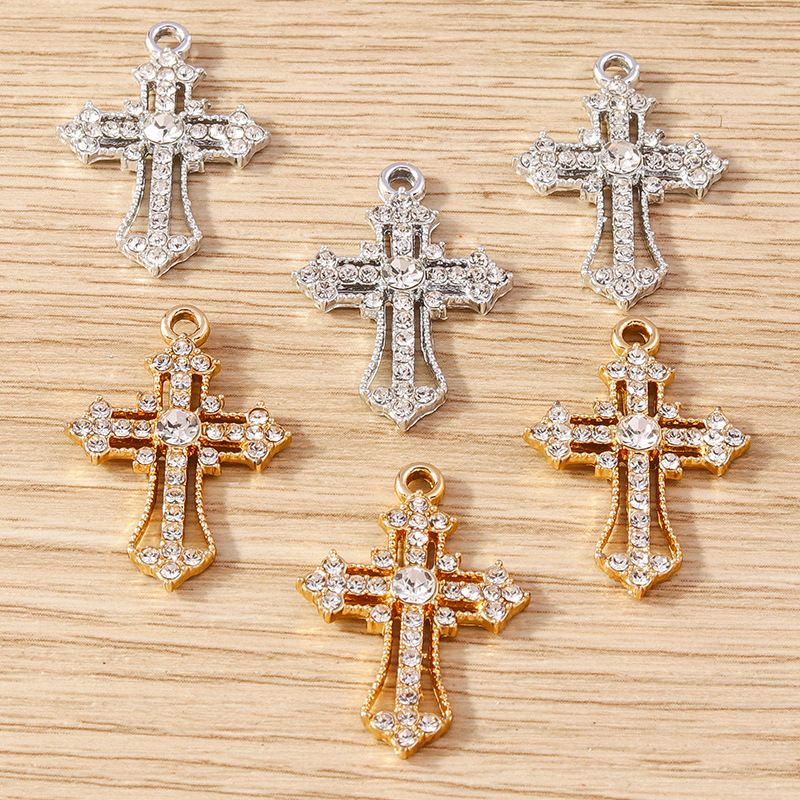 10 PCS/Package Alloy Rhinestones Cross Pendant