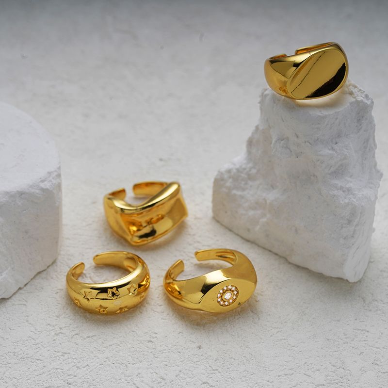 Kupfer Messing Vergoldet Lässig Einfacher Stil Inlay Carving Stern Zirkon Offener Ring