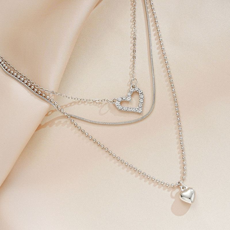 Elegant Simple Style Star Heart Shape Alloy Women's Layered Necklaces