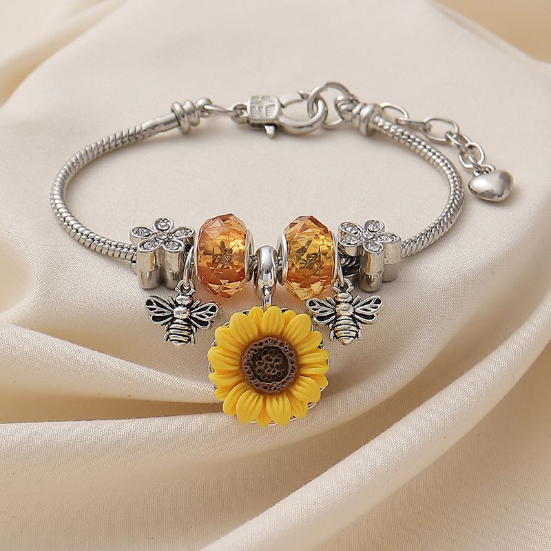 Wholesale Jewelry Pastoral Sunflower Synthetic Resin Alloy Rhinestones Inlay Bangle