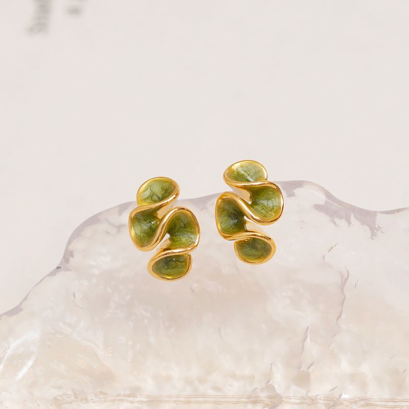 1 Pair Simple Style Waves Enamel Plating Copper 16K Gold Plated Ear Studs