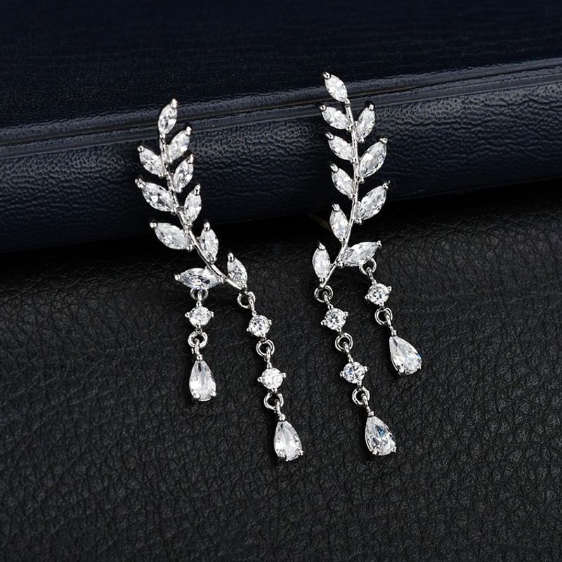 1 Pair Simple Style Classic Style Solid Color Plating Inlay Copper Alloy Zircon 16K Gold Plated White Gold Plated Drop Earrings