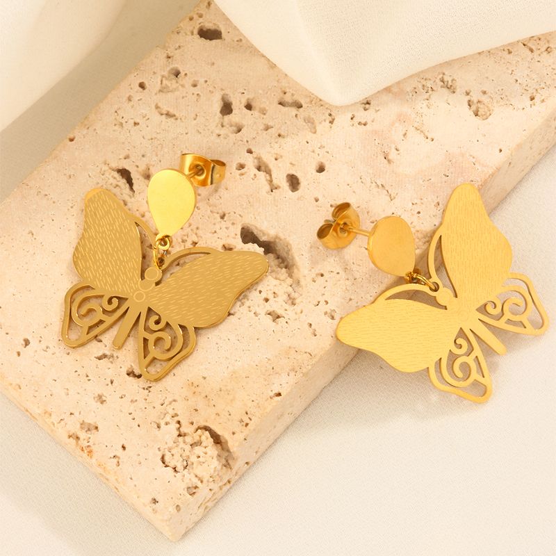 1 Pair Simple Style Classic Style Animal Flower Butterfly Plating Carving 304 Stainless Steel 18K Gold Plated Drop Earrings