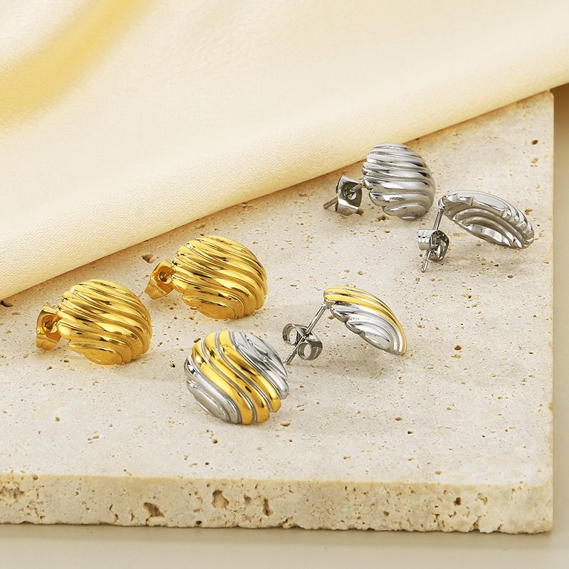 1 Pair Simple Style Solid Color 304 Stainless Steel 18K Gold Plated Ear Studs