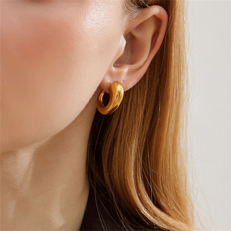 1 Pair Casual Simple Style C Shape 304 Stainless Steel 18K Gold Plated Ear Studs