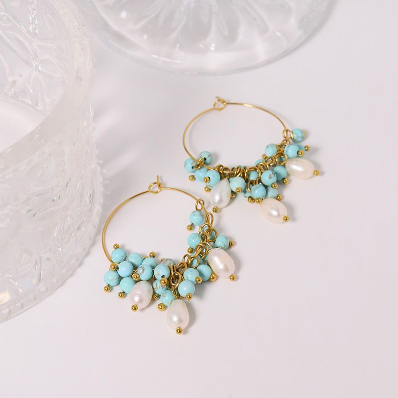1 Paar Einfacher Stil Klassischer Stil Blume Inlay Titan Stahl Perle 18 Karat Vergoldet Ohrringe