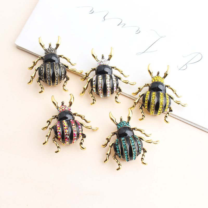 Casual Cute Beetles Alloy Inlay Rhinestones Unisex Brooches