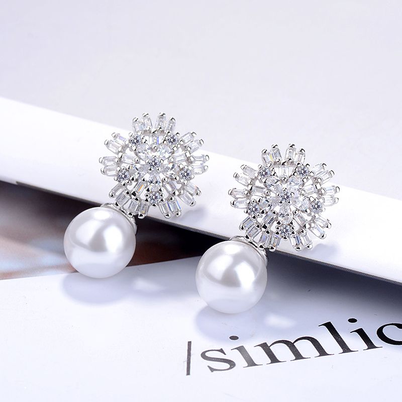 1 Pair IG Style Shiny Flower Inlay Copper Pearl Zircon White Gold Plated Drop Earrings