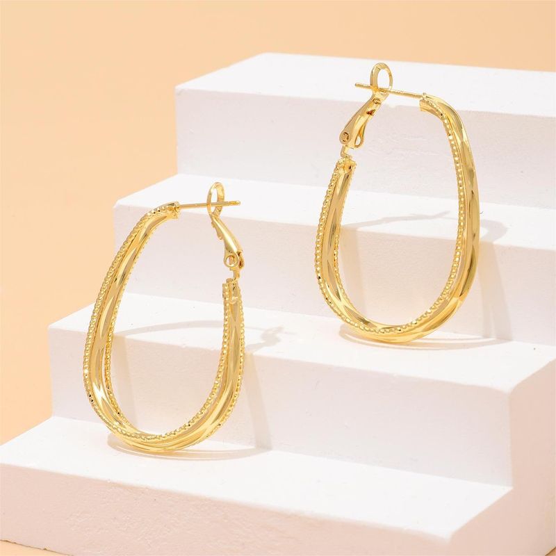 1 Paar Elegant Einfacher Stil Klassischer Stil Einfarbig Überzug Kupfer 18 Karat Vergoldet Ohrringe