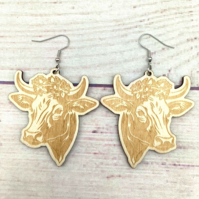 1 Pair Retro Cattle Carving Wood Drop Earrings