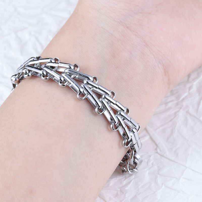 304 Stainless Steel Simple Style Classic Style Solid Color Bracelets