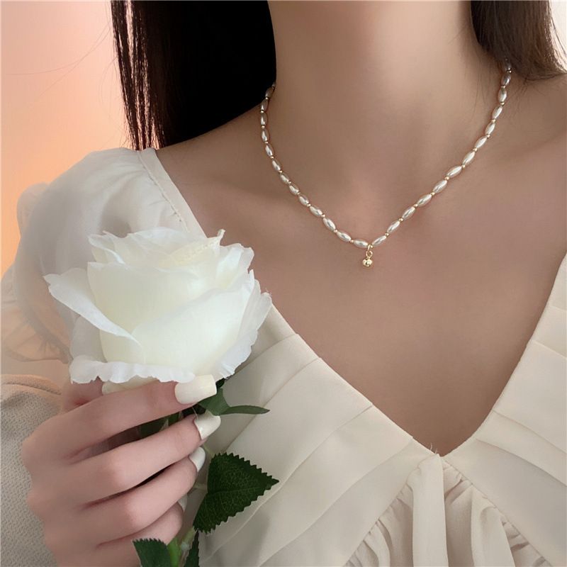 Rétro Style Imitation Perle Ronde Perles Pendentif Collier Clavicule Chaîne