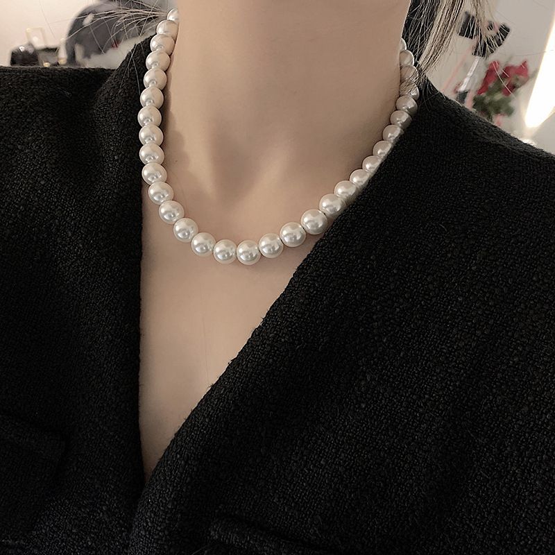Elegant Lady Solid Color Imitation Pearl Sterling Silver Women's Necklace