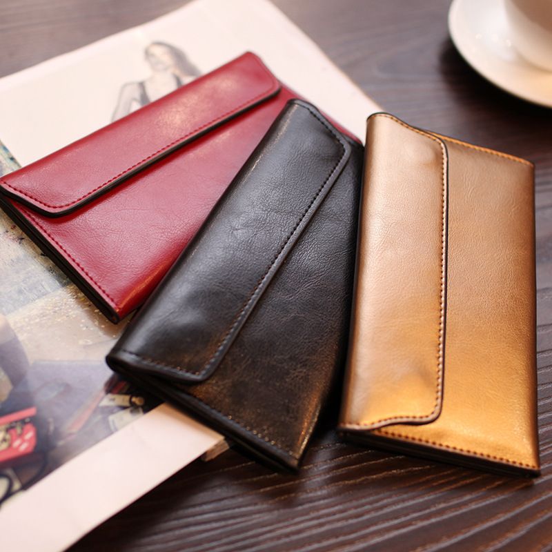 Women's Solid Color Leather Magnetic Buckle Wallets