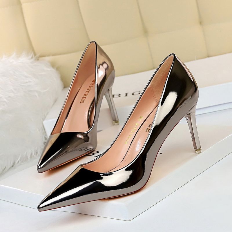 Frau Elegant Einfarbig Zehe Zeigen Pumps