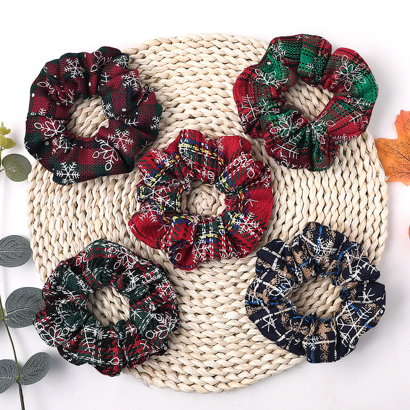 New Christmas Hair Scrunchies For Women Wholesale display picture 2