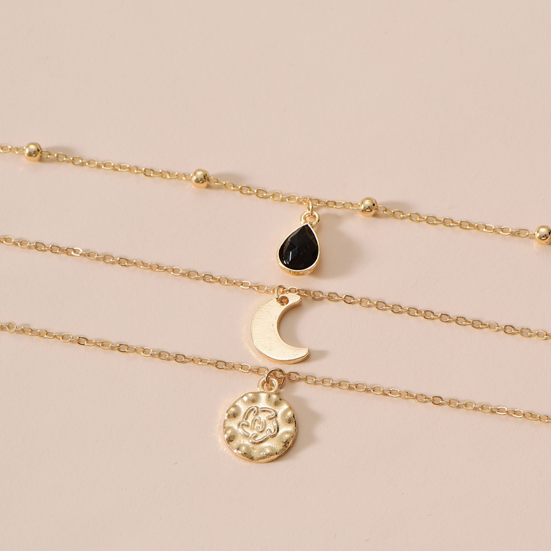 New Water Drop Moon Three-layer Necklace display picture 2