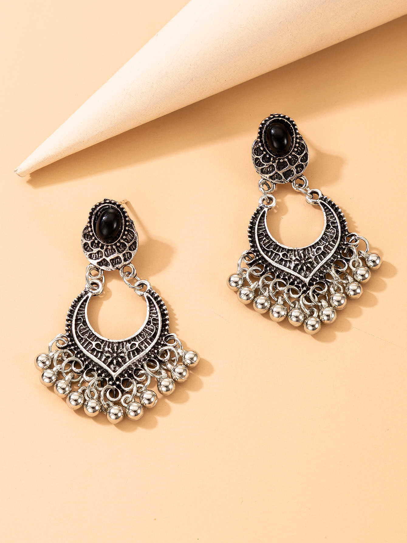 Fashion Exaggerated New Geometric Small Bells Tassel Earrings display picture 5