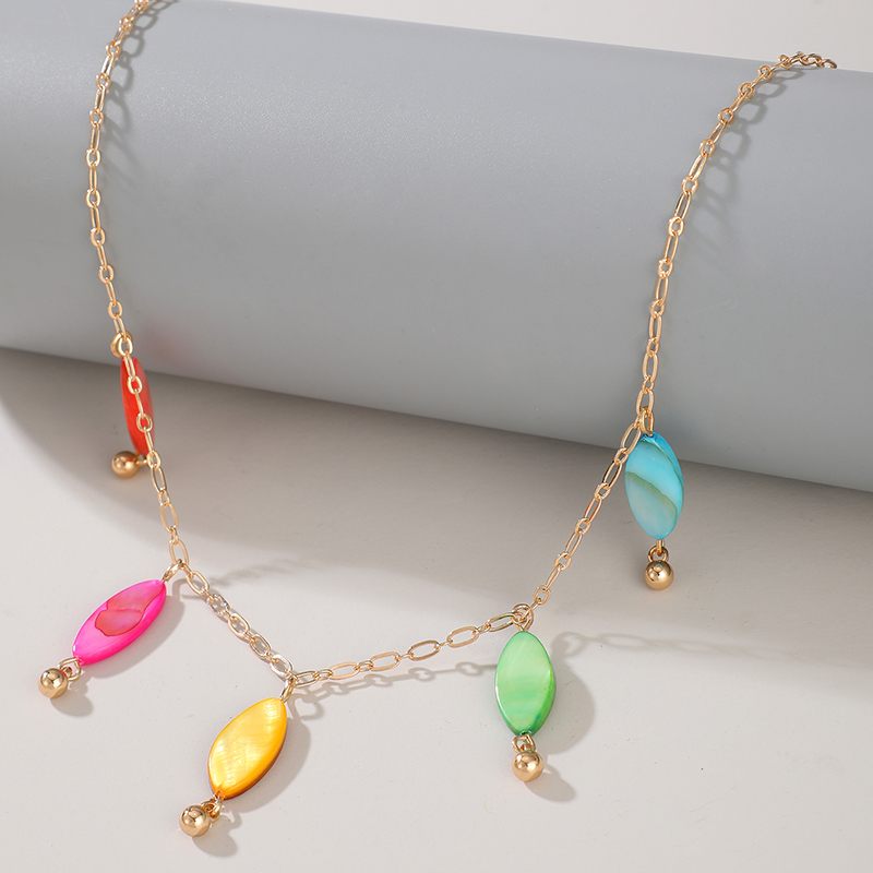 Bohemia Style Colorful Leaf Pendant Necklace Macaron Drop Clavicle Chain display picture 1