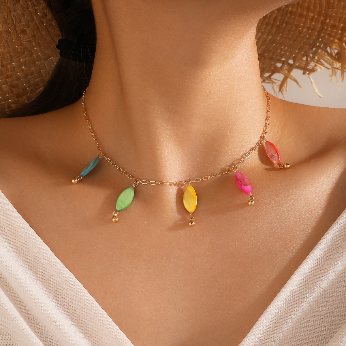 Bohemia Style Colorful Leaf Pendant Necklace Macaron Drop Clavicle Chain display picture 5