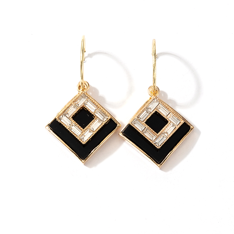 New Simple Black Geometric Square Earrings display picture 1