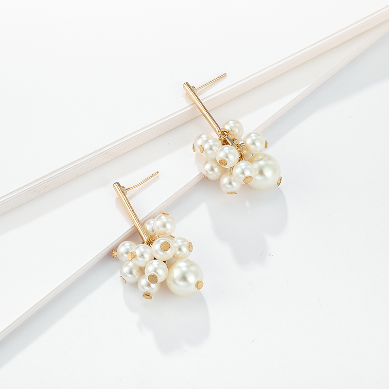 Boucles D&#39;oreilles En Perles À La Mode Coréenne display picture 5