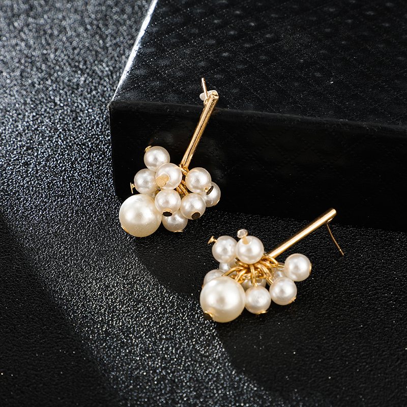 Boucles D&#39;oreilles En Perles À La Mode Coréenne display picture 9