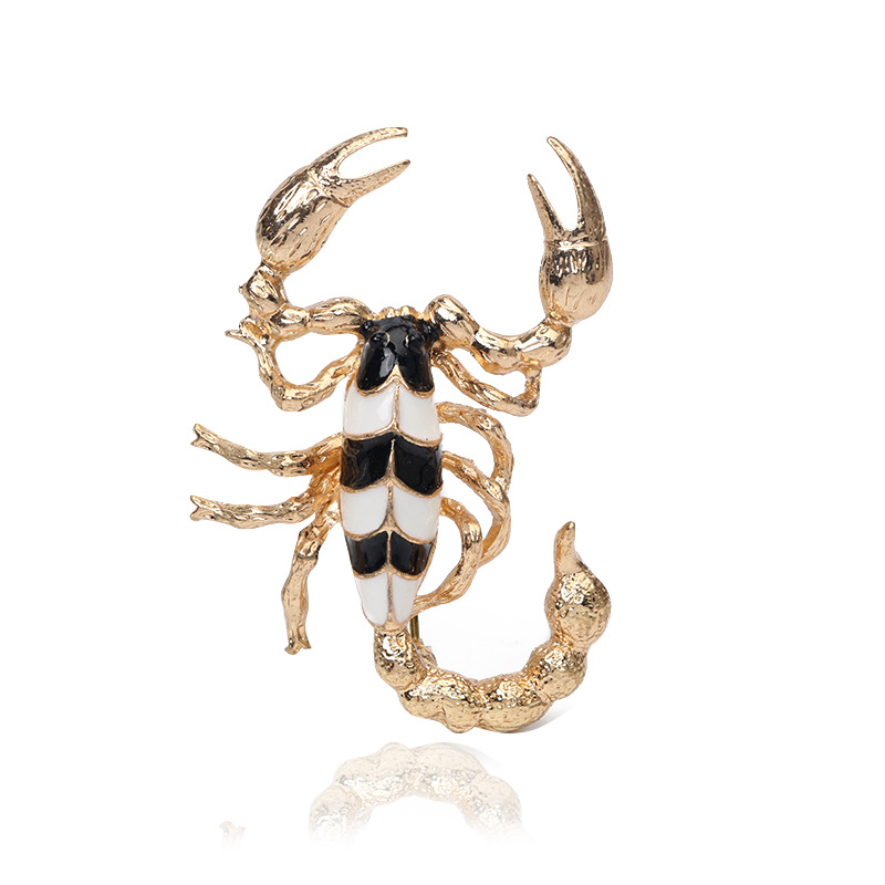 New Fashion Scorpion King Brooch display picture 2