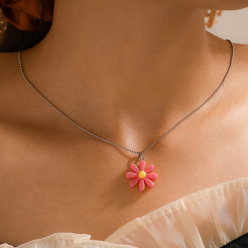 New Korean Pink Flower Pendant Necklace display picture 1