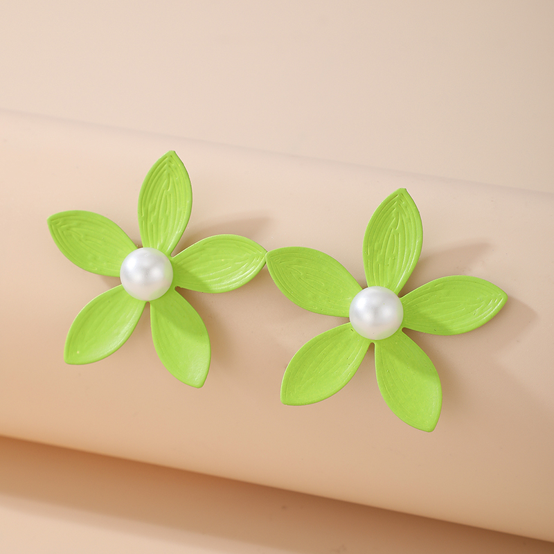 Fashion Paint Five Petal Flower Earrings display picture 1