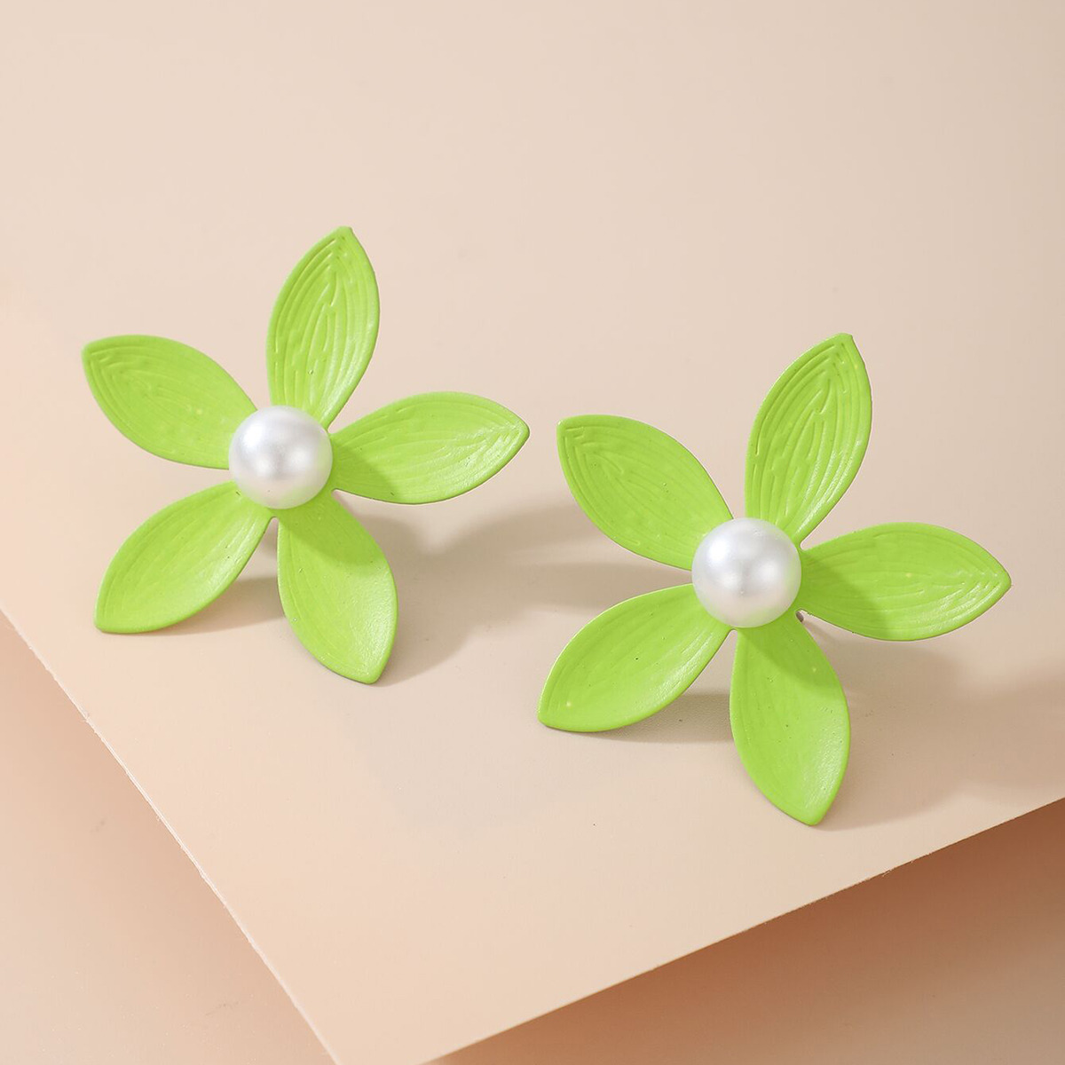 Fashion Paint Five Petal Flower Earrings display picture 4