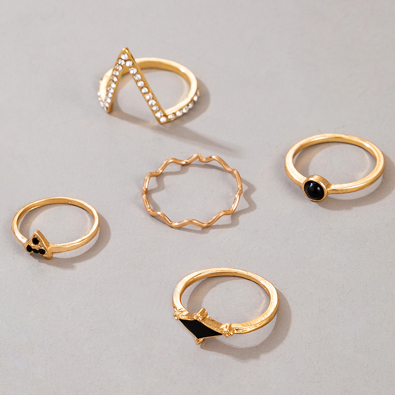 Hollow Alloy Ring display picture 2