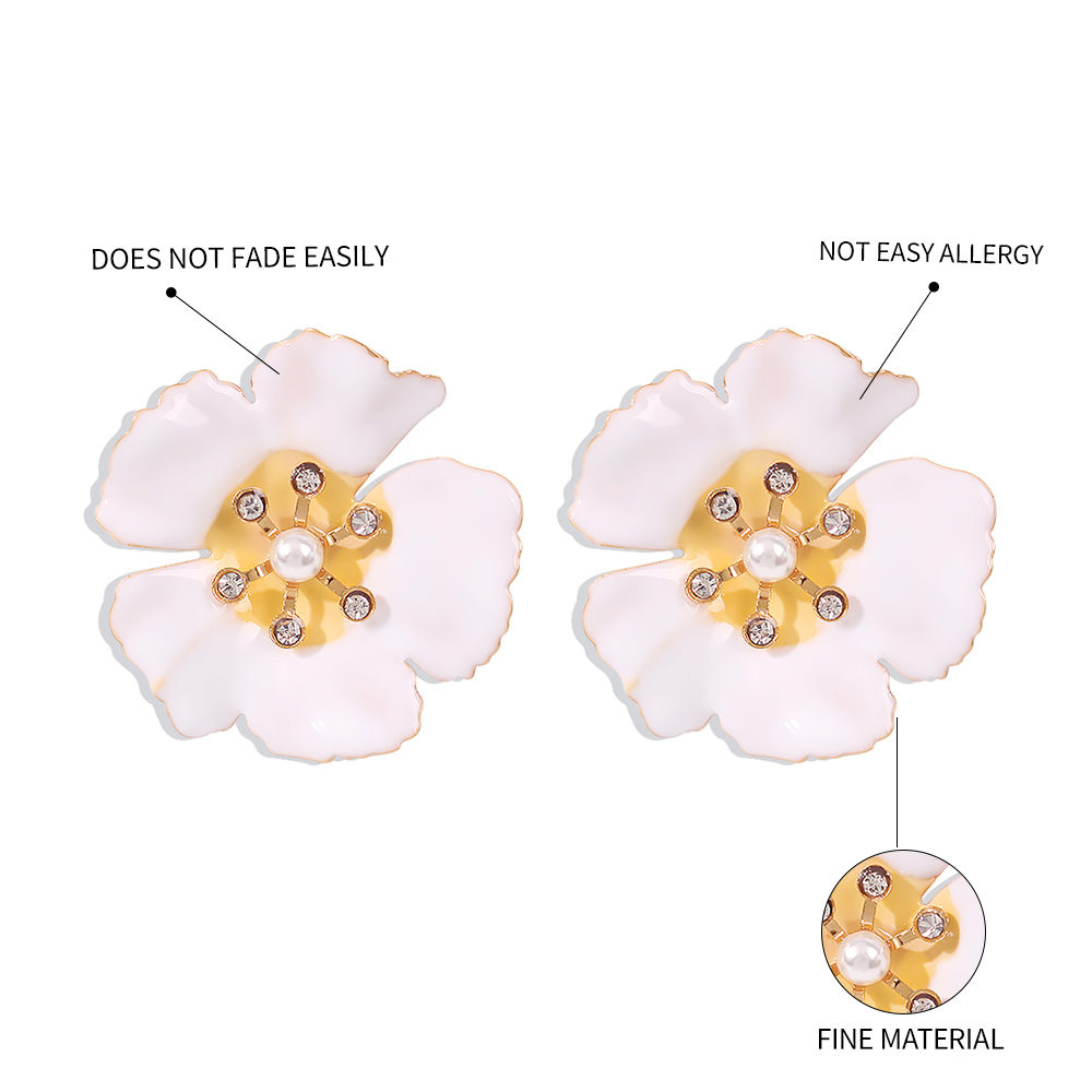 Alloy Diamond Flower Sweet Earrings For Women Hot-saling Wholesale display picture 2