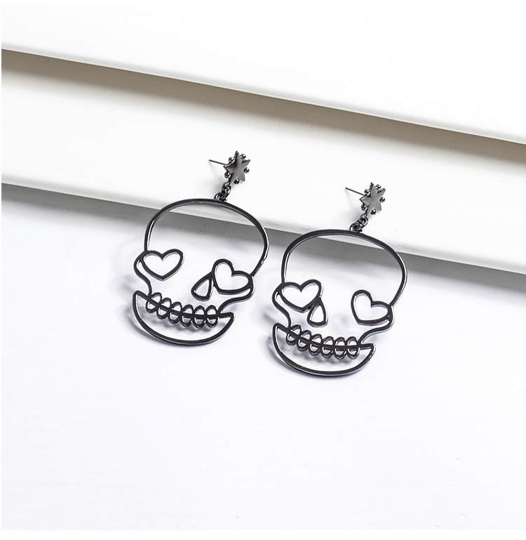 Korean New Fashion Metal Skull Cute Funny Women's Earrings Hot Sale display picture 6