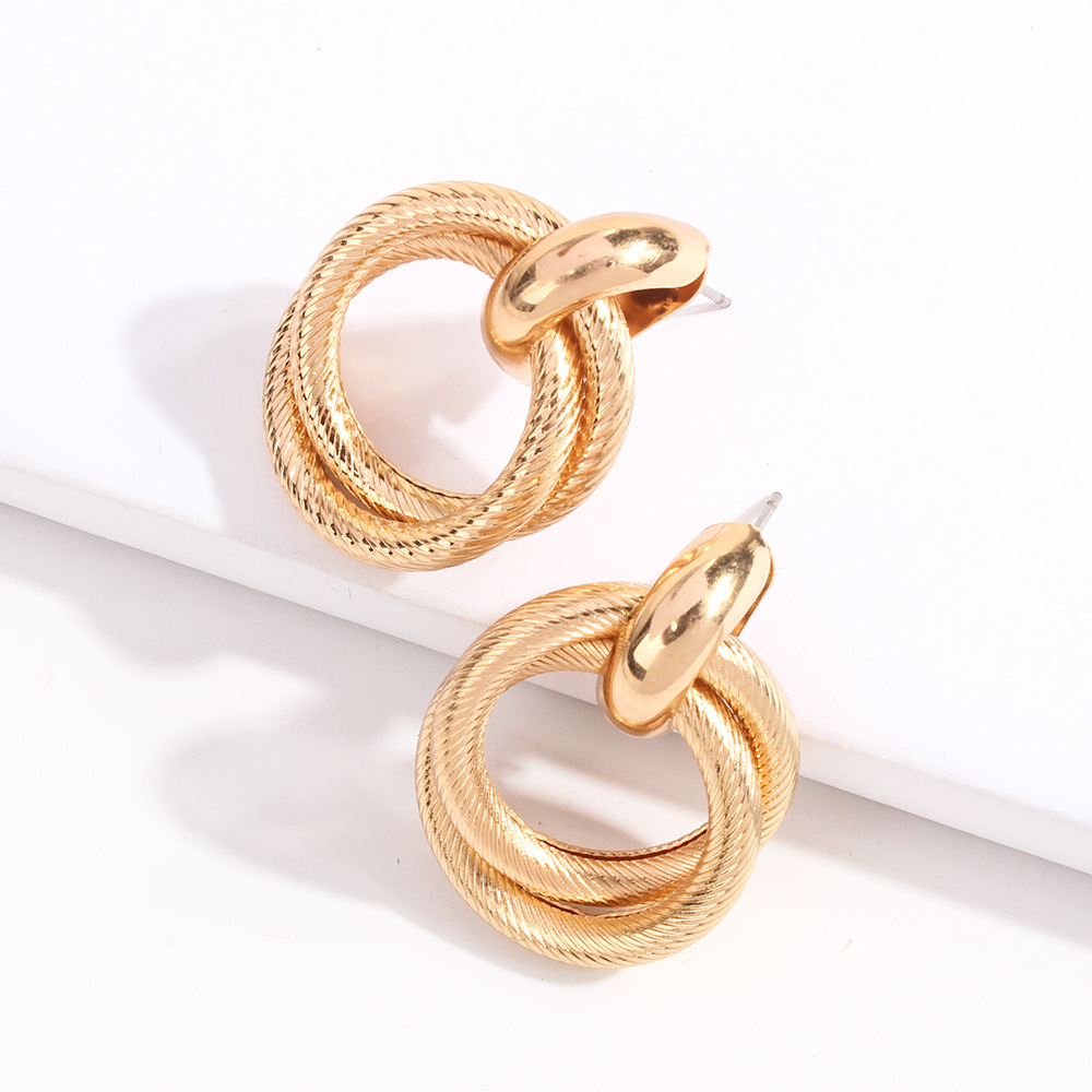 Simple Alloy Twisted Double Ring Earrings Wholesale display picture 3