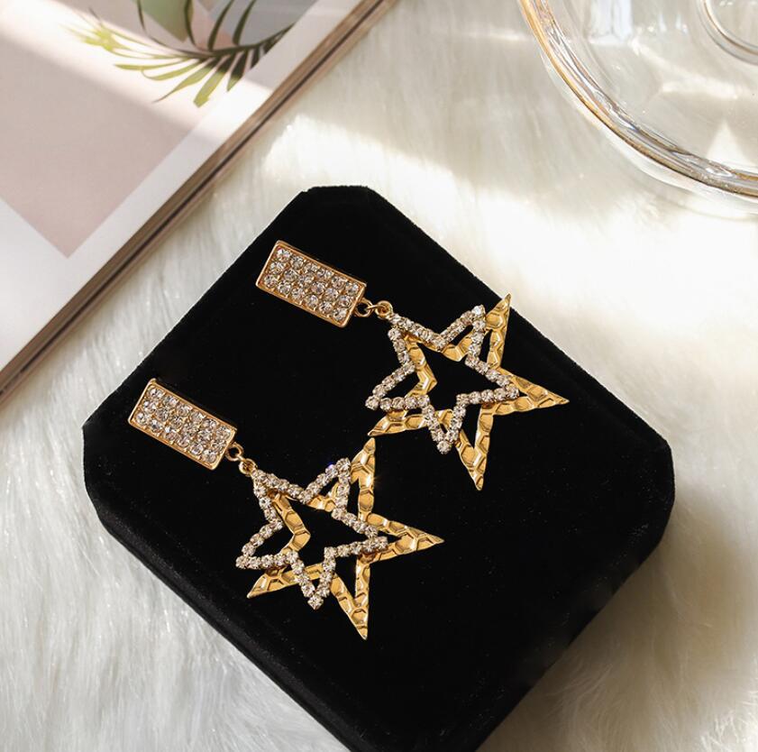 Exaggerated Five-pointed Star Diamond Earrings display picture 6