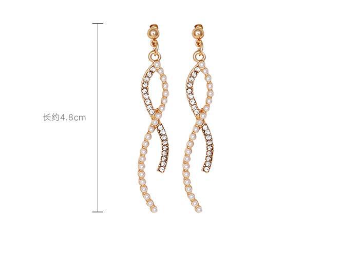 Fashion Cross Curve Earrings display picture 3