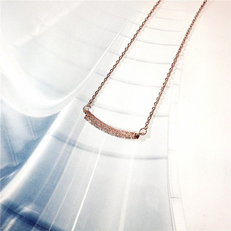 Fashion Zircon Micro Inlaid Necklace display picture 1