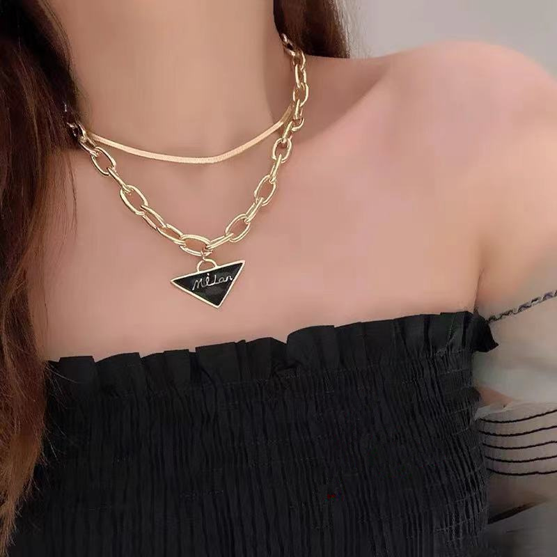 Retro Black Triangle Letter Pendant Necklace European And American Ins Hip Hop Clavicle Chain display picture 1