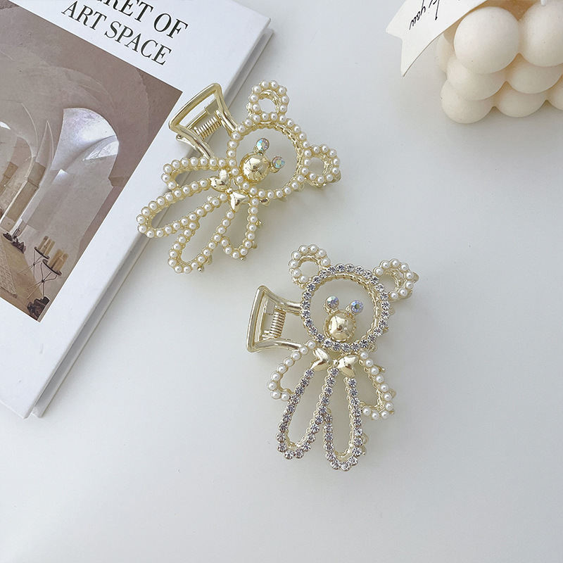 Korea Fashion Metal Pearl Rhinestone Bear Hairpin Hairpin Hair Female Hollow Clip Headdress display picture 2