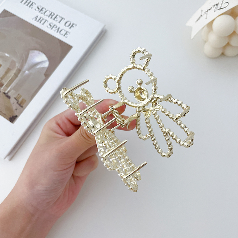 Korea Fashion Metal Pearl Rhinestone Bear Hairpin Hairpin Hair Female Hollow Clip Headdress display picture 4