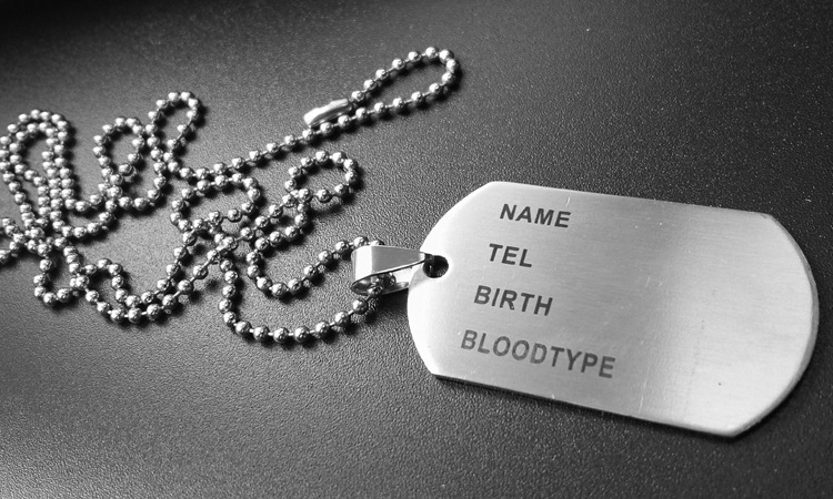 European And American Titanium Steel Pendant Identity Card Necklace display picture 4