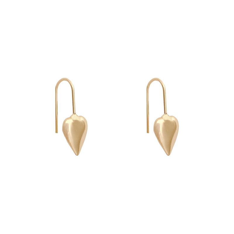 Niche Love Metal Earrings Female Summer 2021 New Trendy Cold Wind Peach Heart Earrings Personalized Fashion Ear Jewelry display picture 5